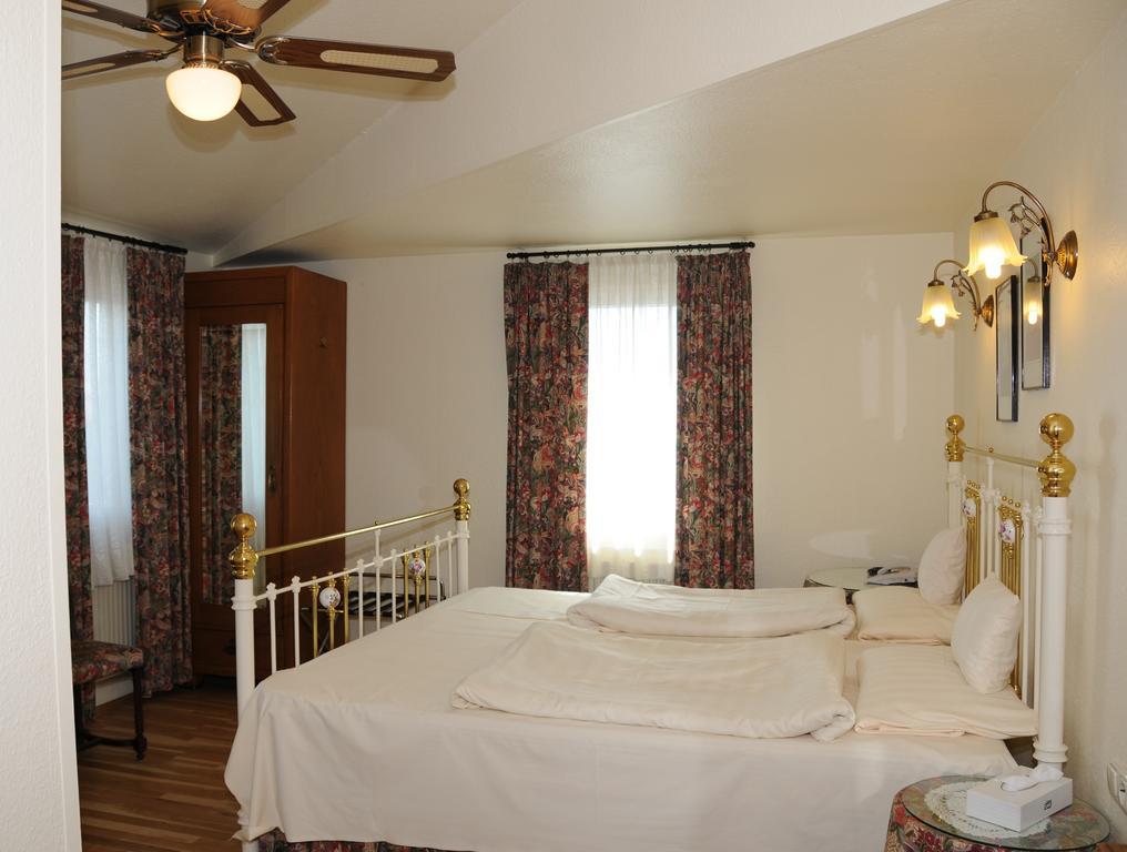 Hotel Admiral Wiesbaden Room photo